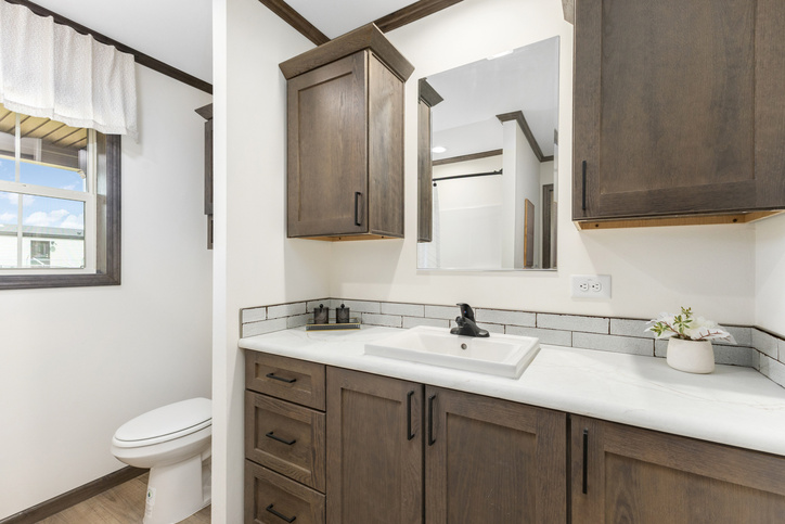 Retreat 28683B | 3 bedroom, 2 bathroom, 1600 sqft home | Built by Cavco - Dorchester in Dorchester, WI.