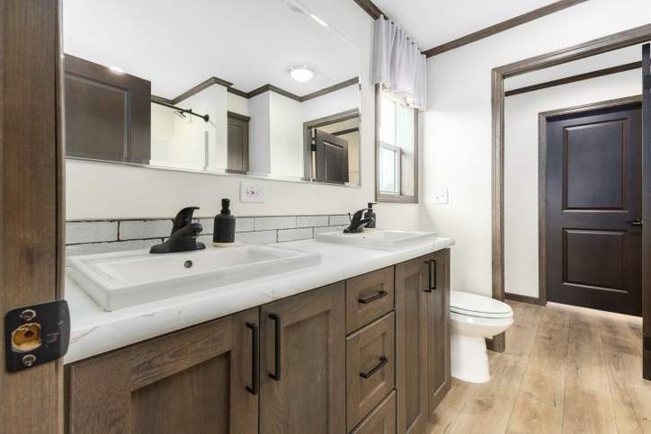 Retreat 28683B | 3 bedroom, 2 bathroom, 1600 sqft home | Built by Cavco - Dorchester in Dorchester, WI.