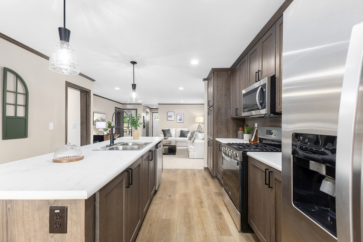 Retreat 28683B | 3 bedroom, 2 bathroom, 1600 sqft home | Built by Cavco - Dorchester in Dorchester, WI.