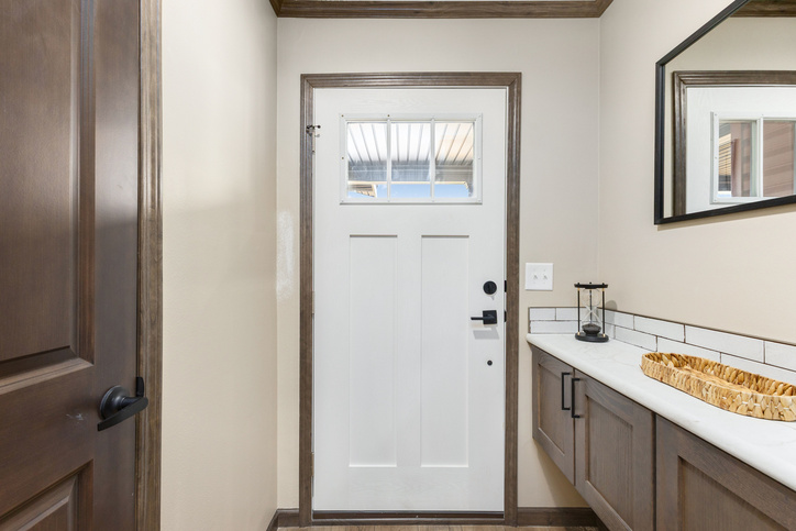 Retreat 28683B | 3 bedroom, 2 bathroom, 1600 sqft home | Built by Cavco - Dorchester in Dorchester, WI.