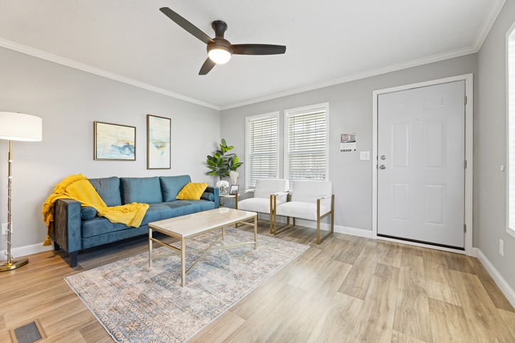 Black line for the Roanoke Duplex. First Nationally Available HUD Approved Duplex | Side A: 2 bedroom, 1 bathroom, 1050 sqft | Side B: 2 bedroom, 1 bathroom, 1050 sqft. Opposite side porches.