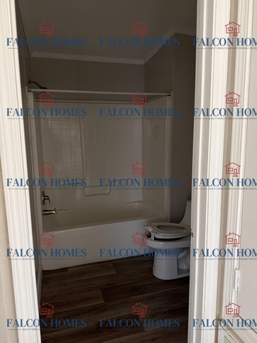 Oak Creek #71 Bathroom 2