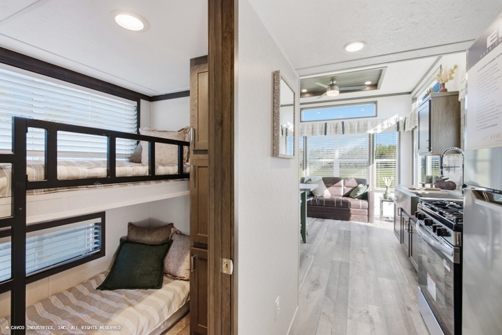 Veranda 12342D | 1 bedroom, 1 bathroom, 399 sqft park model. Built by Cavco = Nappanee in Nappanee, IN.