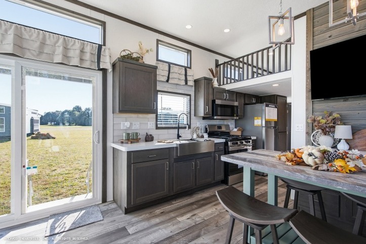 Veranda 12342D | 1 bedroom, 1 bathroom, 399 sqft park model. Built by Cavco = Nappanee in Nappanee, IN.