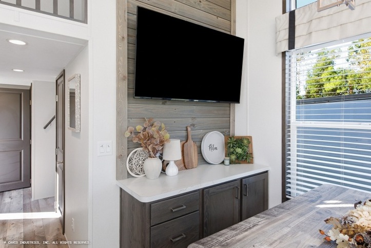 Veranda 12342D | 1 bedroom, 1 bathroom, 399 sqft park model. Built by Cavco = Nappanee in Nappanee, IN.