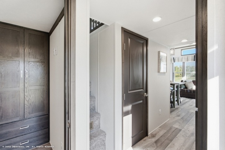 Veranda 12342D | 1 bedroom, 1 bathroom, 399 sqft park model. Built by Cavco = Nappanee in Nappanee, IN.