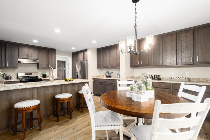Eastland Concepts 28563F | 3 bedroom, 2 bathroom, 1493 sqft home. Built by Cavco - Shippenville in Shippenville, PA.