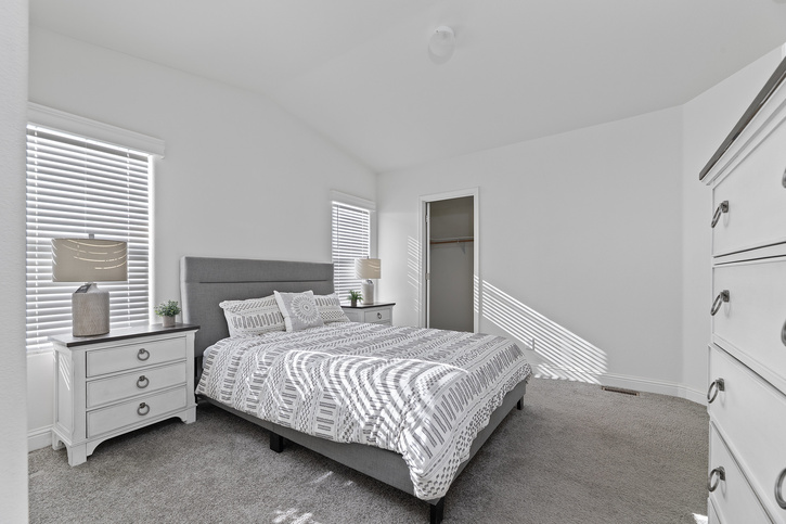 Sedona Ridge 24442A | 2 bedroom, 2 bathroom, 1027 sqft home | Built by Cavco - Goodyear in Goodyear, AZ.