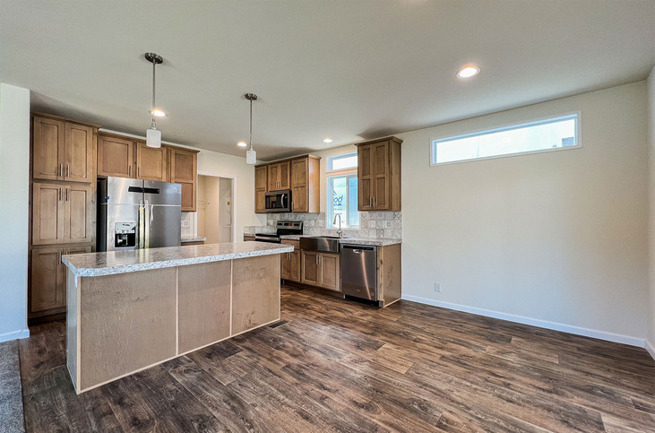 Evergreen 28502E | 2 bedroom, 2 bathroom, 1333 sqft home | Built by Cavco - Woodburn in Woodburn, OR.