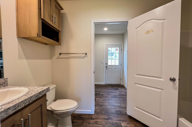 Evergreen 28502E | 2 bedroom, 2 bathroom, 1333 sqft home | Built by Cavco - Woodburn in Woodburn, OR.