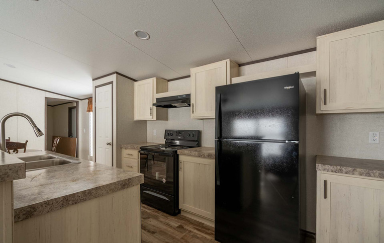 Americana 24523A - a 3 bedroom, 2 bath home by Fleetwood Homes