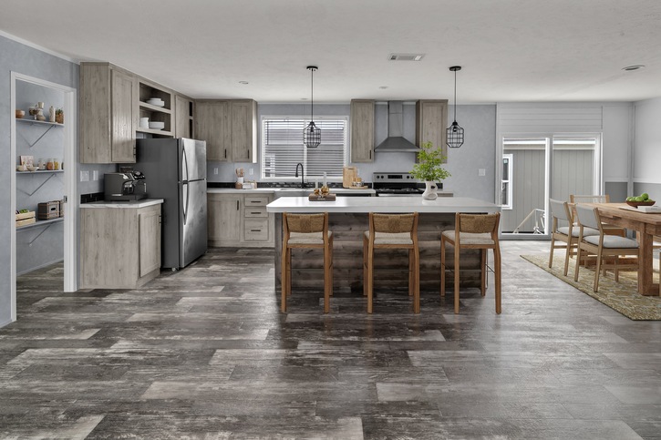 Valu Premier ~ MEGA MONSTER Home! 32724G Seguin TX