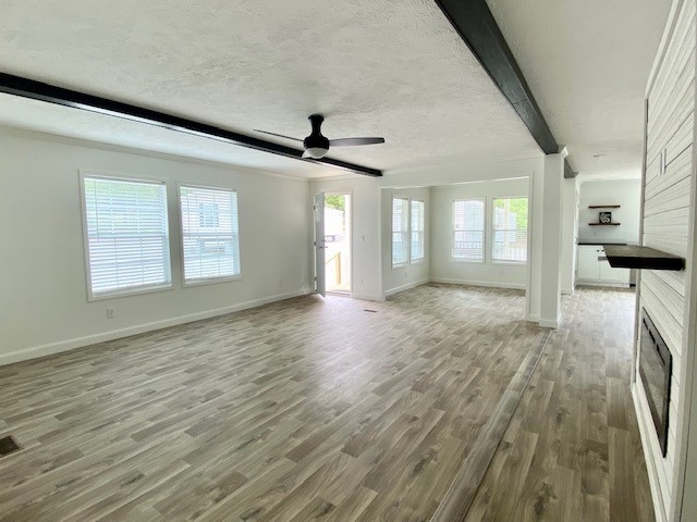 Country Manor 32663M | 3 bedroom, 2 bathroom, 1828 sqft home | Built by Cavco - Rocky Mount in Rocky Mount, VA.