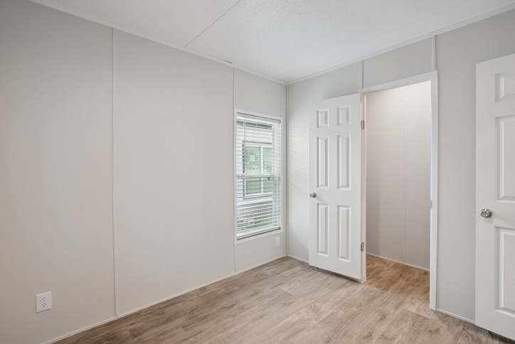 ValuHomes 28724P Tyler TX