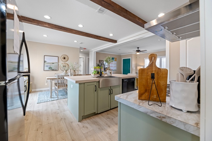 Sheridan 30704S | 4 bedroom, 2 bathroom, 2100 sqft home | Built by Cavco - Fort Worth in Fort Worth, TX.