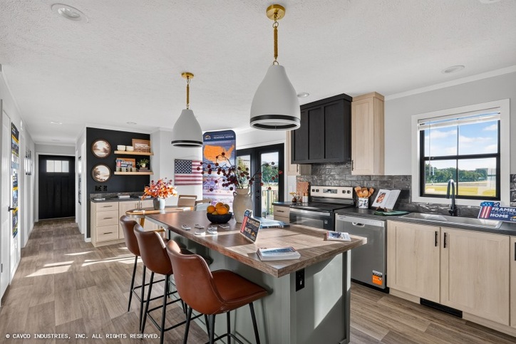 Grande Arbor 28482N | 2 bedroom, 2.5 bathroom, 1257 sqft home | Built by Cavco - Rocky Mount in Rocky Mount, VA.