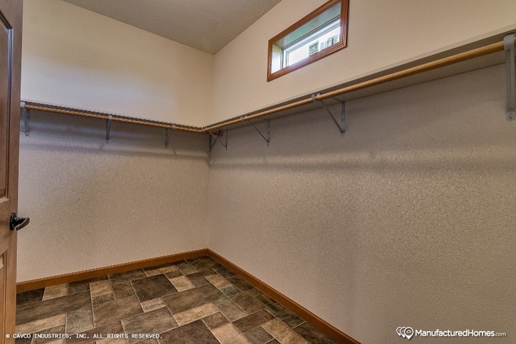 The Forest Heights 28653A | 3 bedroom, 2 bathroom, 1760 sqft home | Built by Cavco - Montevideo in Montevideo, MN.