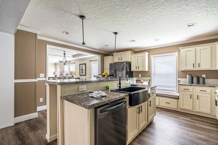 Boho 32764N | 4 bedroom, 2 bathroom, 2255 sqft home | Built by Cavco - Moultrie in Moultrie, GA.