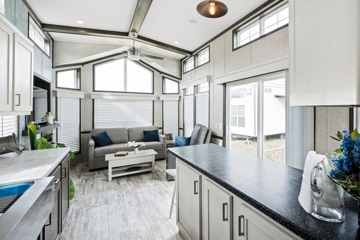 Country Manor 100185M Park Model | 1 bedroom, 1 bathroom, 399 sqft home. Built by Cavco - Nappanee in Nappanee, IN.