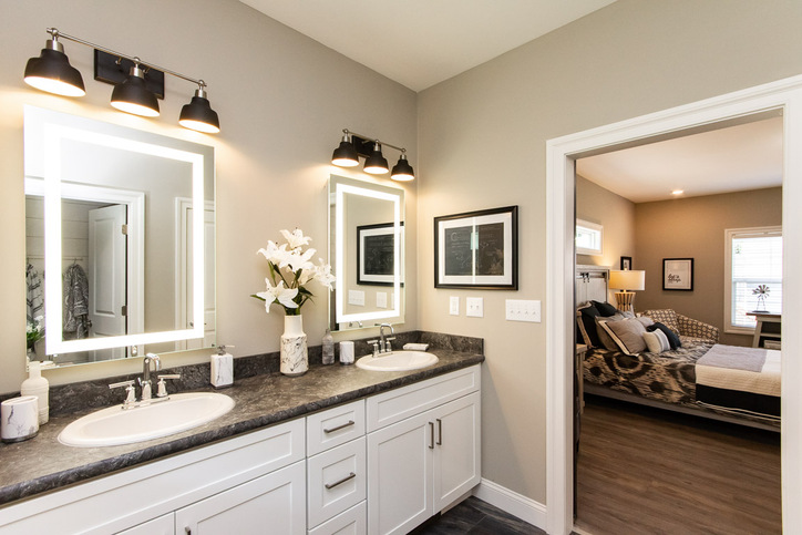 Southampton Cape | 3 bedroom, 2 bathroom, 2048 sqft home | Built by Cavco - Martinsville in Martinsville, VA.