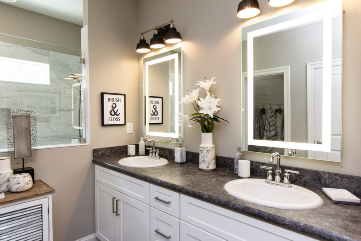 Southampton Cape | 3 bedroom, 2 bathroom, 2048 sqft home | Built by Cavco - Martinsville in Martinsville, VA.