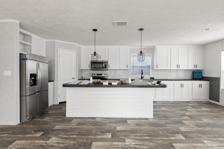 Verde Ranch 28523N | 3 bedroom, 2 bathroom, 1373 sqft home | Built by Cavco - Seguin in Seguin, TX.