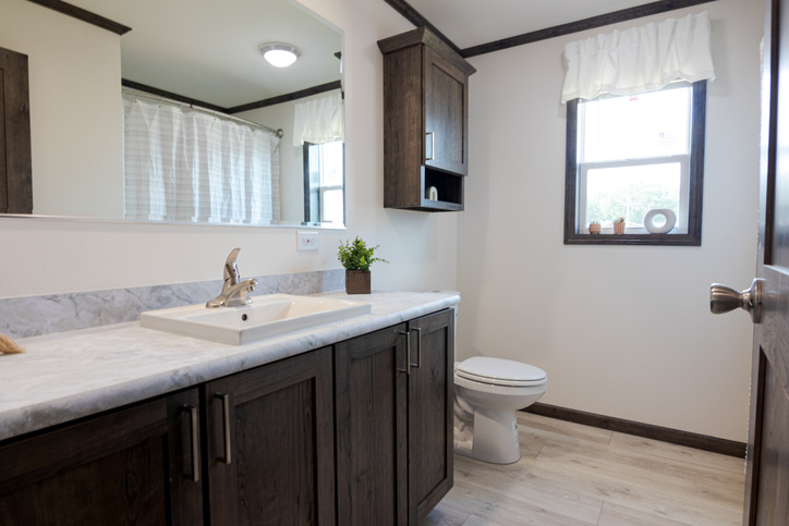 Edge 28563A | 3 bedroom, 2 bathroom, 1493 sqft home | Built by Cavco - Dorchester in Dorchester, WI.