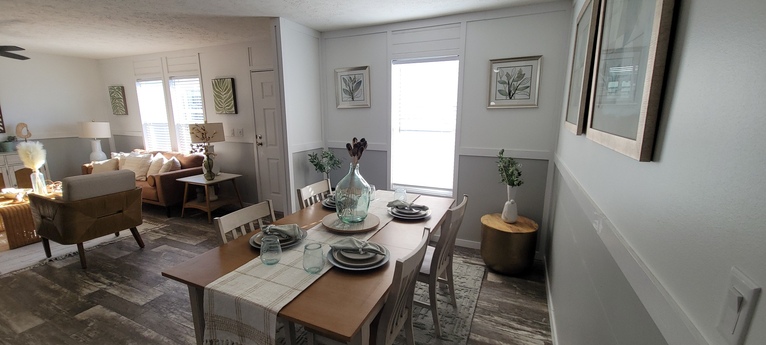 COUNTRY COTTAGE - $99,999!! WHAT?? NO WAY! Call today! 28523F New Braunfels TX