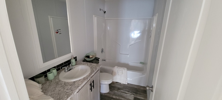COUNTRY COTTAGE - $99,999!! WHAT?? NO WAY! Call today! 28523F New Braunfels TX