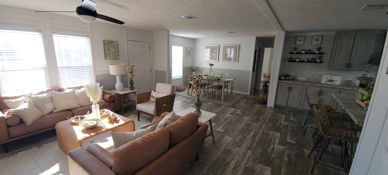 COUNTRY COTTAGE - $99,999!! WHAT?? NO WAY! Call today! 28523F New Braunfels TX