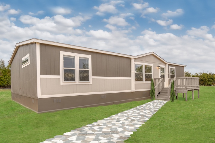 American Dream 32563D | 3 bedroom, 2 bathroom, 1717 sqft home. Built by Cavco - Seguin in Seguin, TX.