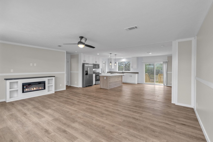 American Dream 32563D | 3 bedroom, 2 bathroom, 1717 sqft home. Built by Cavco - Seguin in Seguin, TX.