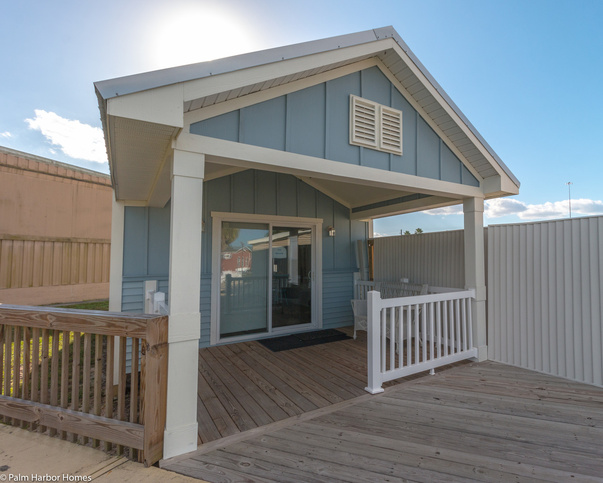 The Waverly | 1 bedroom, 1 bathroom, 678 sqft home. Built by Cavco - Plant City in Plant City, FL.