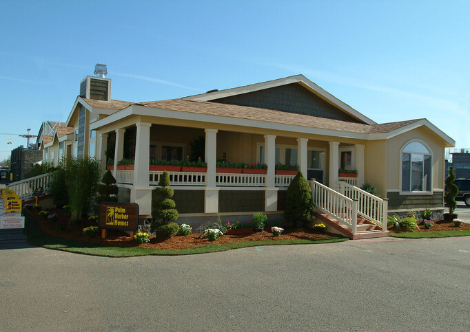 Mt. Shasta | 4 bedroom, 2 bathroom, 2438 sqft home | Built by Cavco - Millersburg in Millersburg, OR.