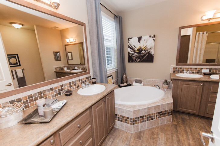 Mt. Shasta | 4 bedroom, 2 bathroom, 2438 sqft home | Built by Cavco - Millersburg in Millersburg, OR.