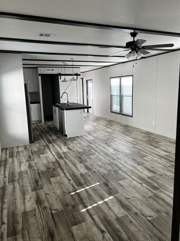 Pinnacle 16763B | 3 bedroom, 2 bathroom, 1178 sqft home | Built by Cavco - Waco in Waco, TX.