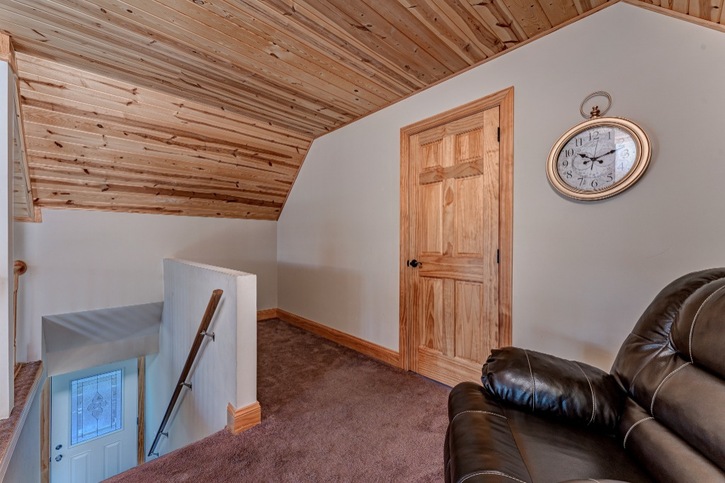 Pinewood Chalet Morgantown WV