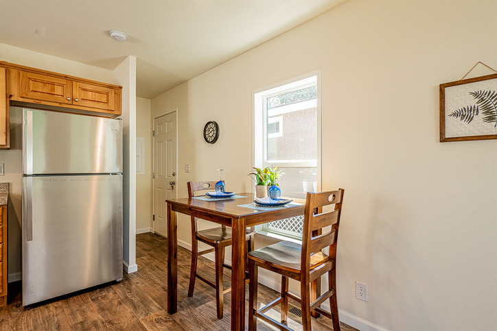 Sandpointe 14441A | 1 bedroom, 1 bathroom, 601 sqft home | Built by Cavco - Woodburn in Woodburn, OR.