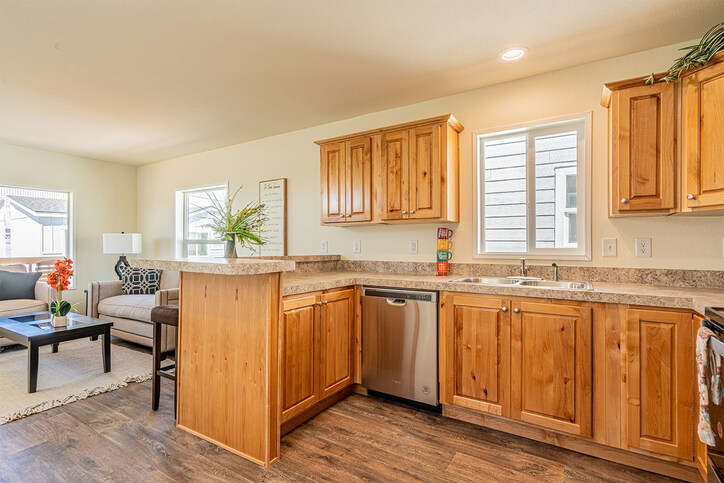 Sandpointe 14441A | 1 bedroom, 1 bathroom, 601 sqft home | Built by Cavco - Woodburn in Woodburn, OR.