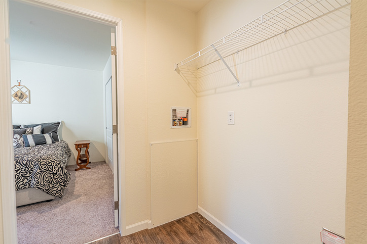 Sandpointe 14441A | 1 bedroom, 1 bathroom, 601 sqft home | Built by Cavco - Woodburn in Woodburn, OR.