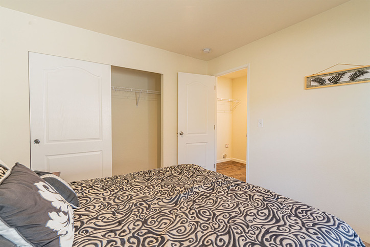 Sandpointe 14441A | 1 bedroom, 1 bathroom, 601 sqft home | Built by Cavco - Woodburn in Woodburn, OR.