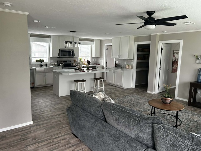 Modern Farm House 28663A Lufkin TX