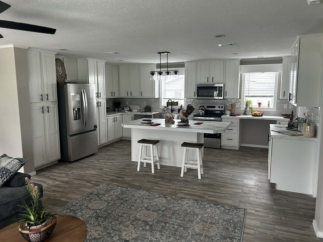 Modern Farm House 28663A Lufkin TX