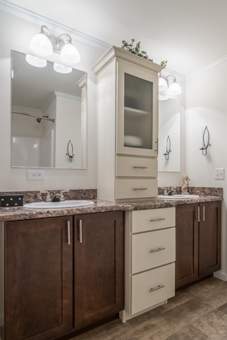Sapphire 16763B | 3 bedroom, 2 bathroom, 1140 sqft home | Built by Cavco - Dorchester in Dorchester, WI.