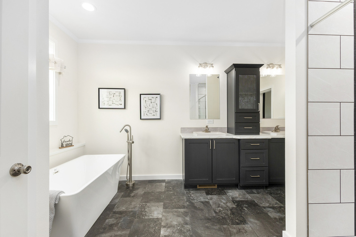 Sapphire 28684A | 4 bedroom, 2 bathroom, 1813 sqft home | Built by Cavco - Dorchester in Dorchester, WI.