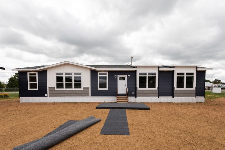 Sapphire 28684A | 4 bedroom, 2 bathroom, 1813 sqft home | Built by Cavco - Dorchester in Dorchester, WI.
