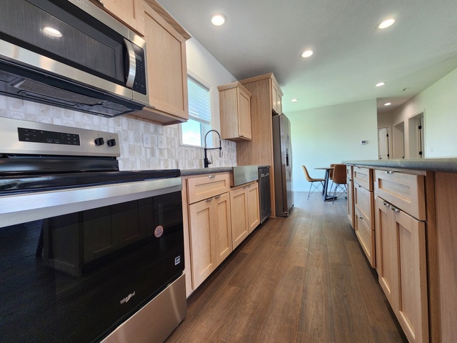 Gorgeous and of course Functional Upgraded Appliances in our Display Home!

#ABetterWayToBuild