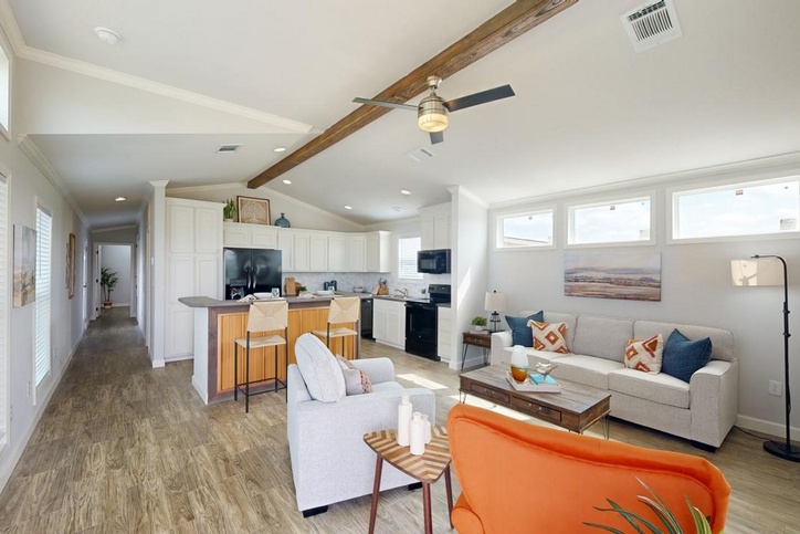 Eagle J60EP8 Smart Cottage Manufactured Home Alvin TX.