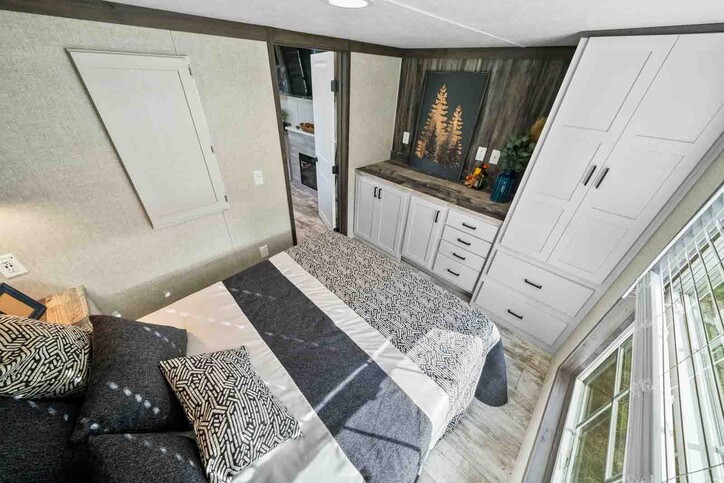 V1 190002M Park Model | 2 bedroom, 1 bathroom, 387 sqft home. Built by Cavco - Nappanee in Nappanee, IN.