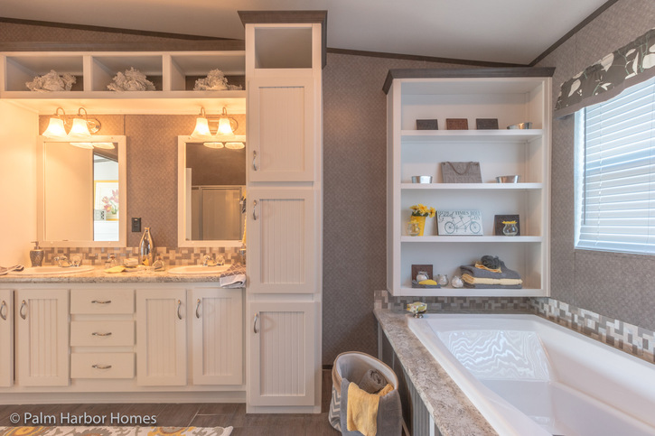 Carrington 30744C | 4 bedroom, 2 bathroom, 2220 sqft home | Built by Cavco - Fort Worth in Fort Worth, TX.